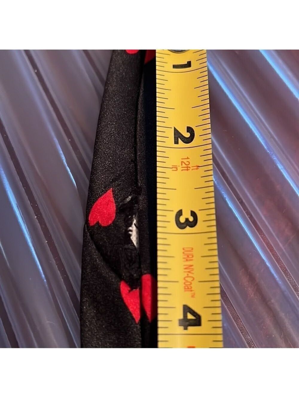 PEPE LE PEU men’s necktie. Looney Tunes. Valentines Day - Picture 5 of 7